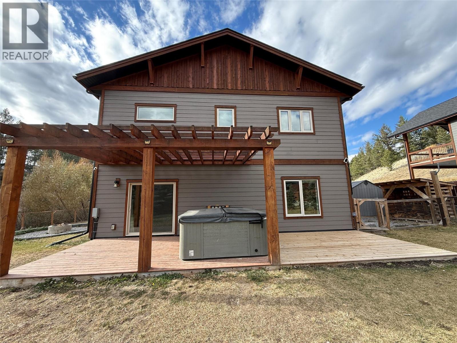 974 SWANSEA VIEW Road, Windermere