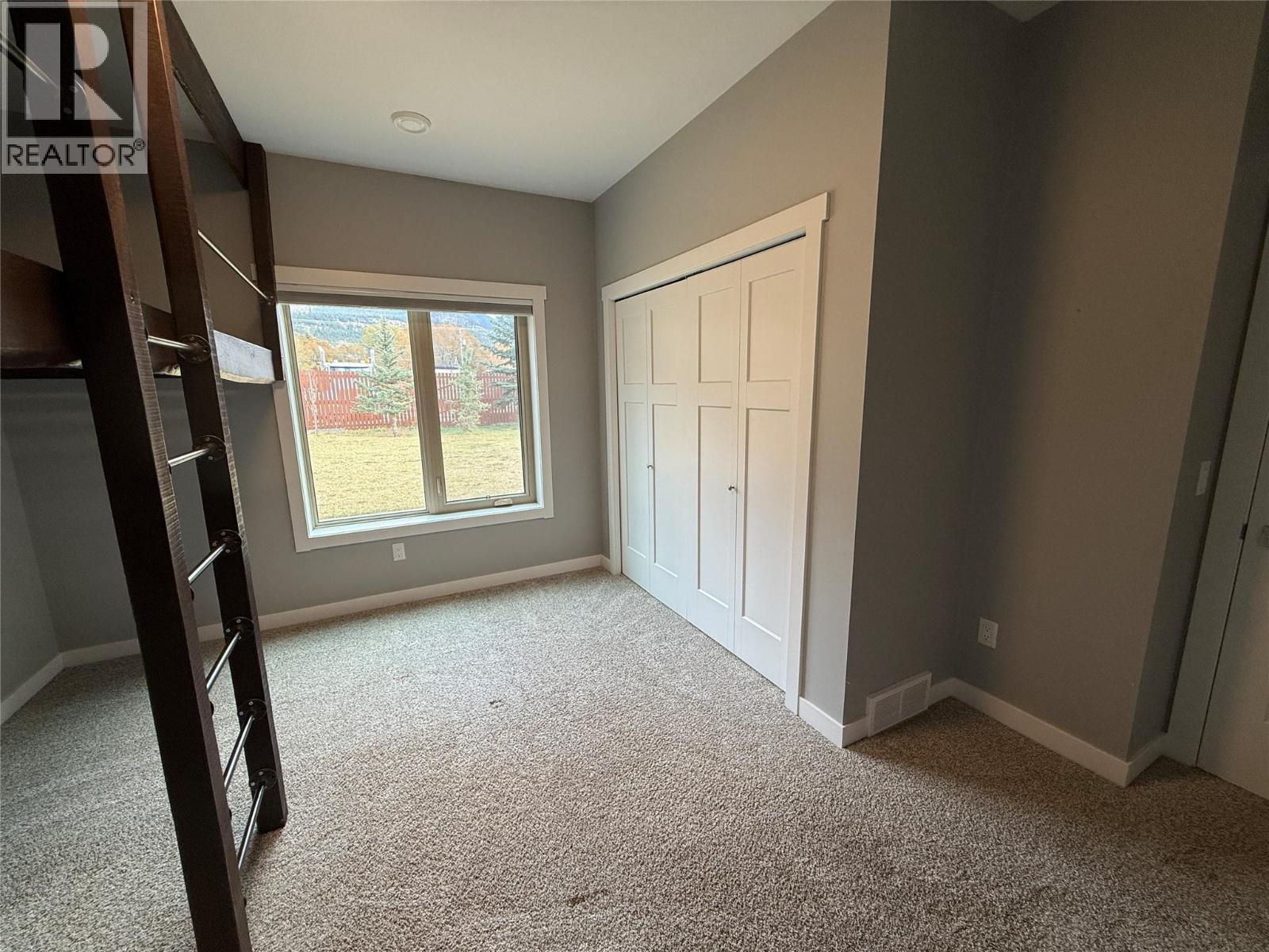 974 SWANSEA VIEW Road, Windermere