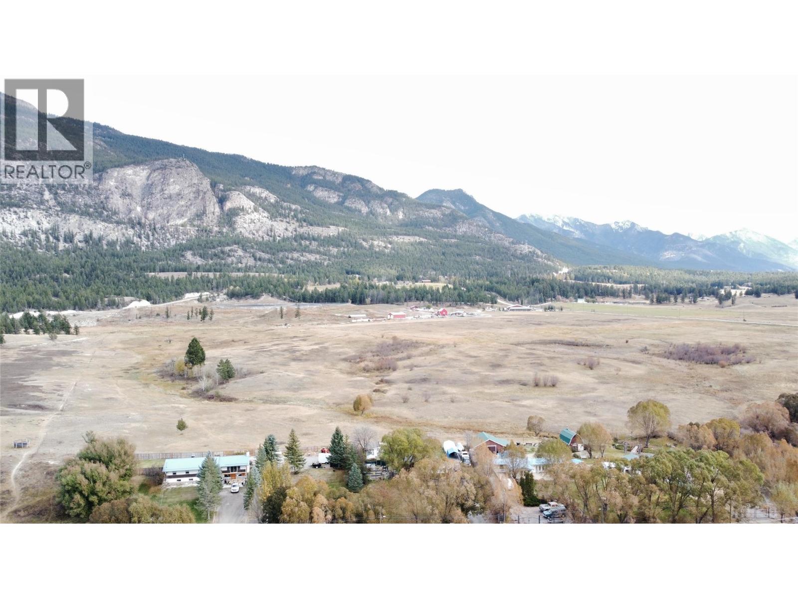 974 SWANSEA VIEW Road, Windermere