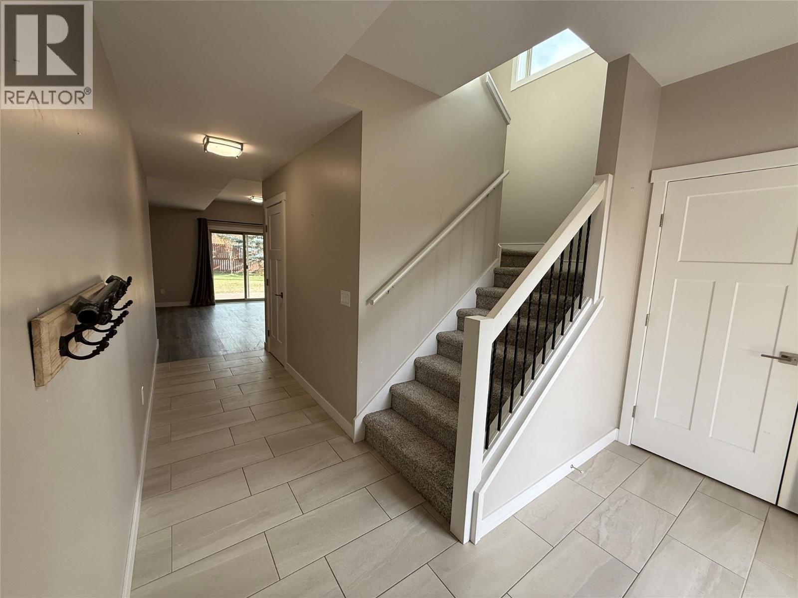 974 SWANSEA VIEW Road, Windermere