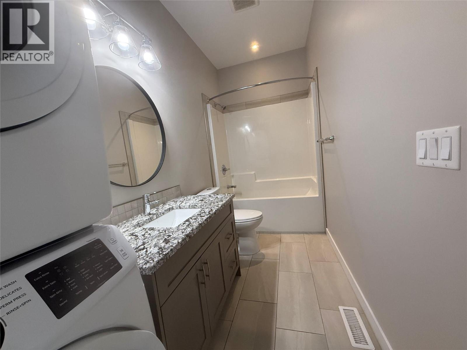 974 SWANSEA VIEW Road, Windermere