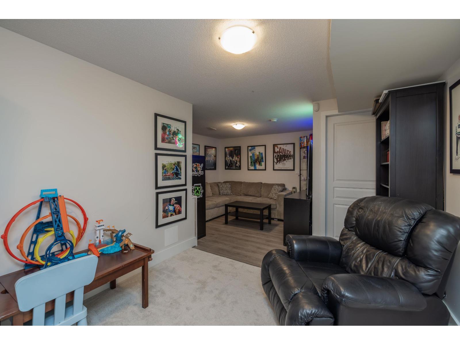 20717 GRADE CRESCENT, Langley