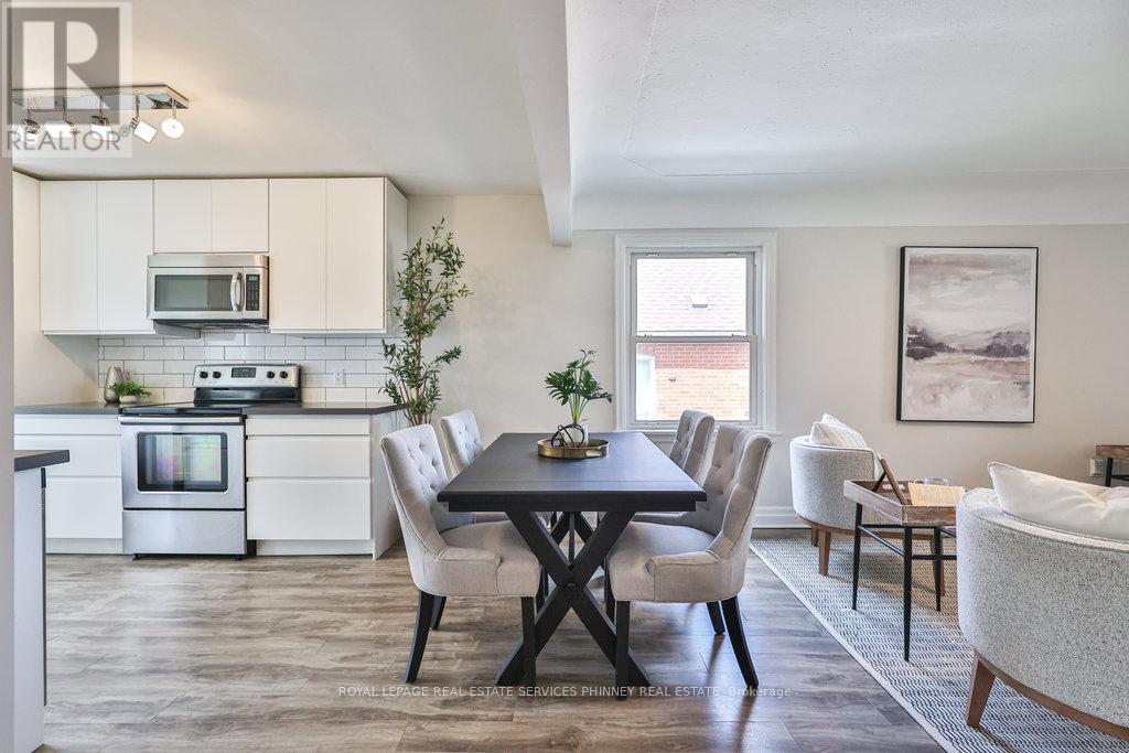 Single Family House for Sale in  WALTER AVENUE S Hamilton (Rosedale) 