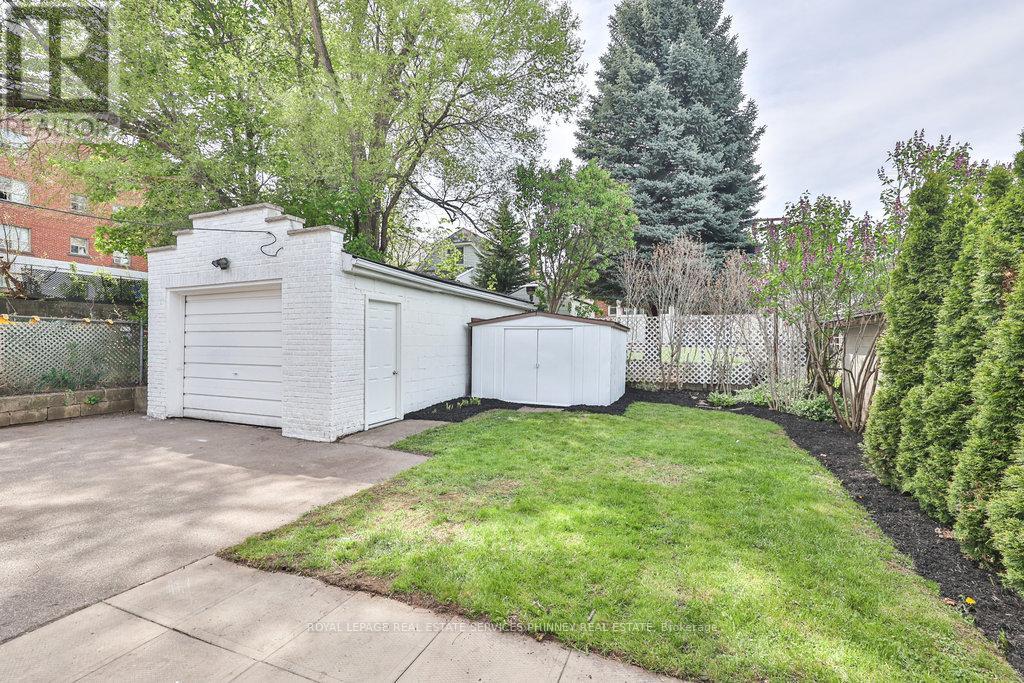 Single Family House for Sale in  WALTER AVENUE S Hamilton (Rosedale) 