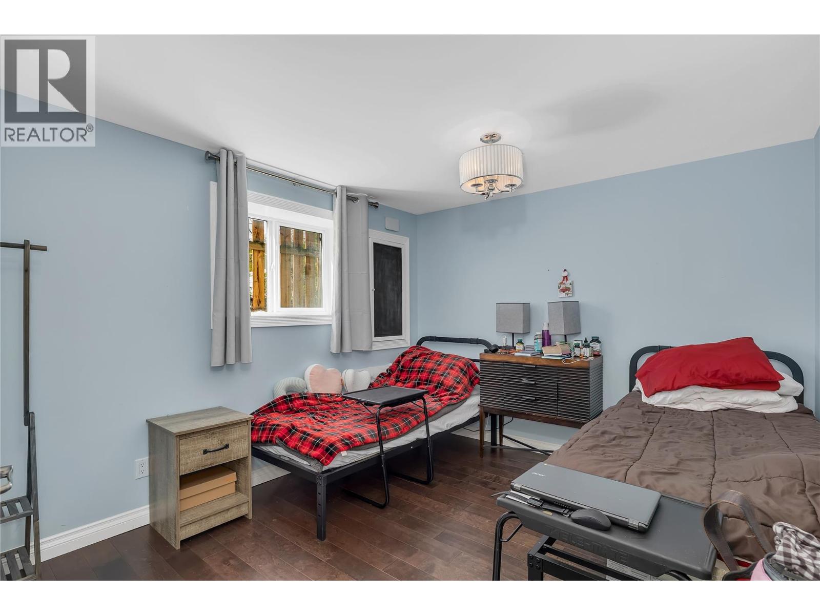  855 Saucier Avenue, Kelowna