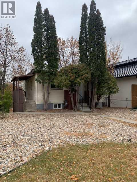 Single Family House for Sale in    Avenue S Victoria Park Lethbridge 