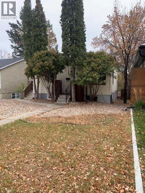 Single Family House for Sale in    Avenue S Victoria Park Lethbridge 