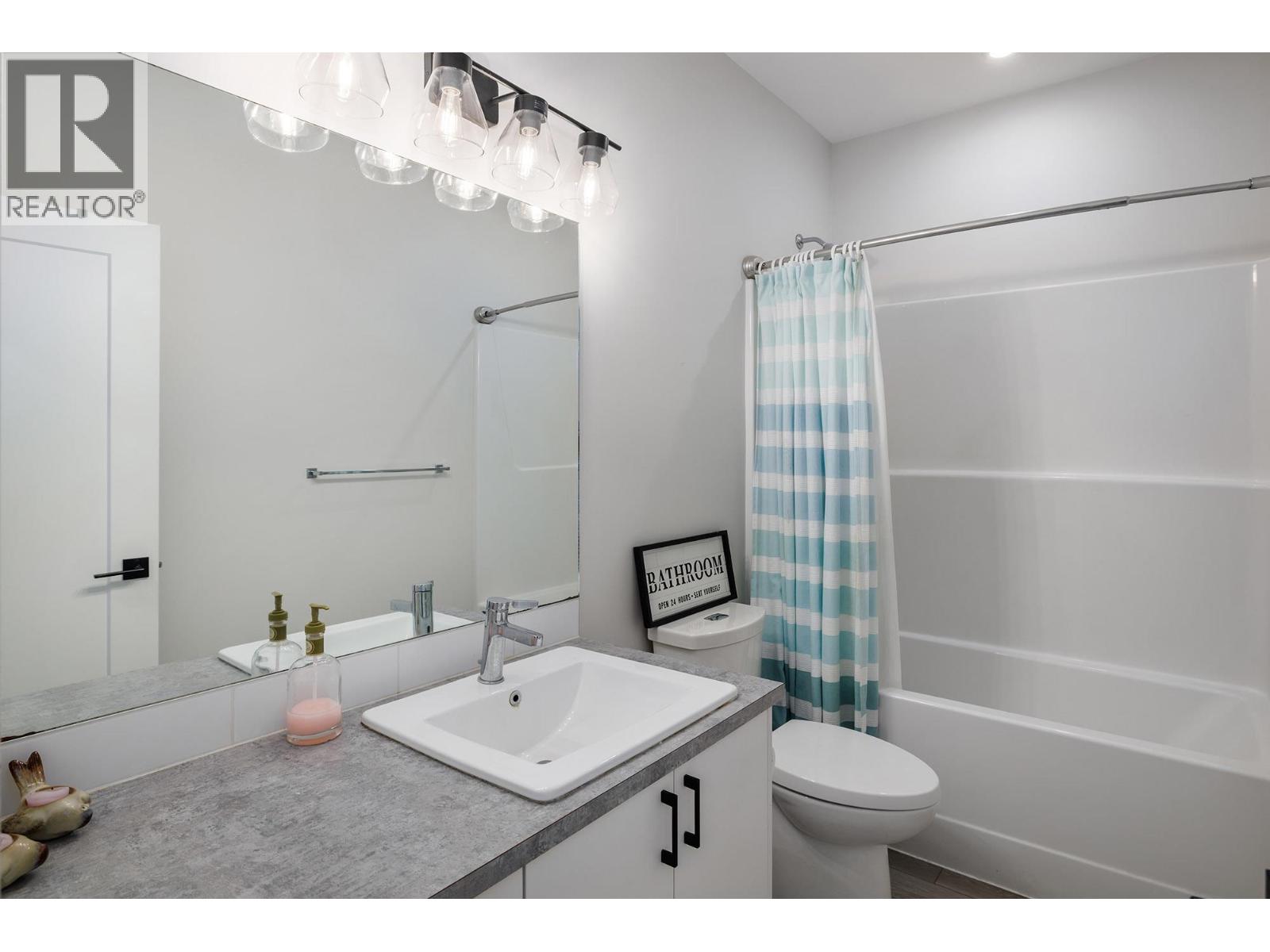 19 8900 Jim Bailey Road, Kelowna