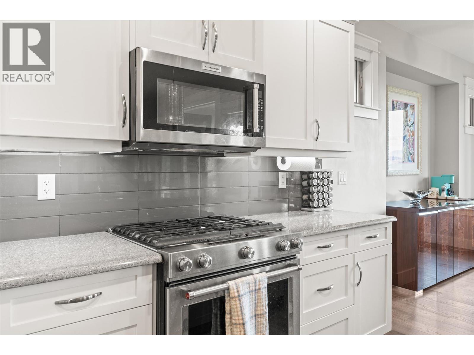  246 DORMIE PLACE Place, Vernon