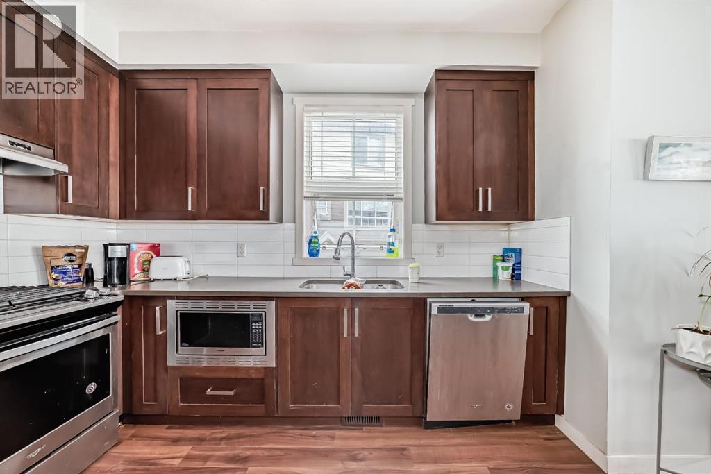 Single Family House for Sale in  Sherwood Lane NW Sherwood Calgary 