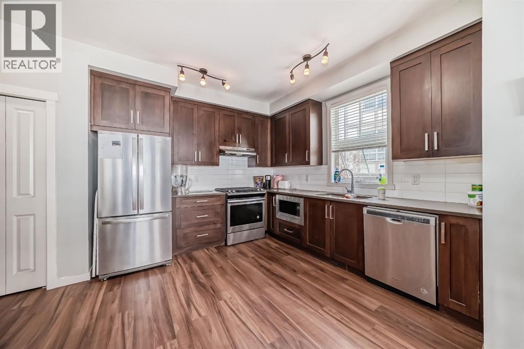 206 Sherwood Lane NW, Calgary, Alberta