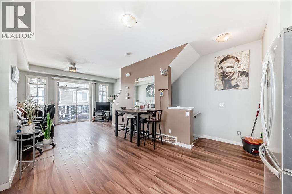 Single Family House for Sale in  Sherwood Lane NW Sherwood Calgary 