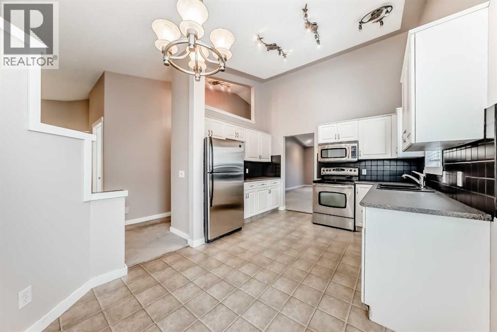 Single Family House for Sale in  Sierra Morena Green SW Signal Hill Calgary 