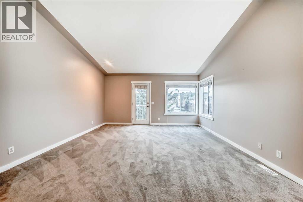 Single Family House for Sale in  Sierra Morena Green SW Signal Hill Calgary 