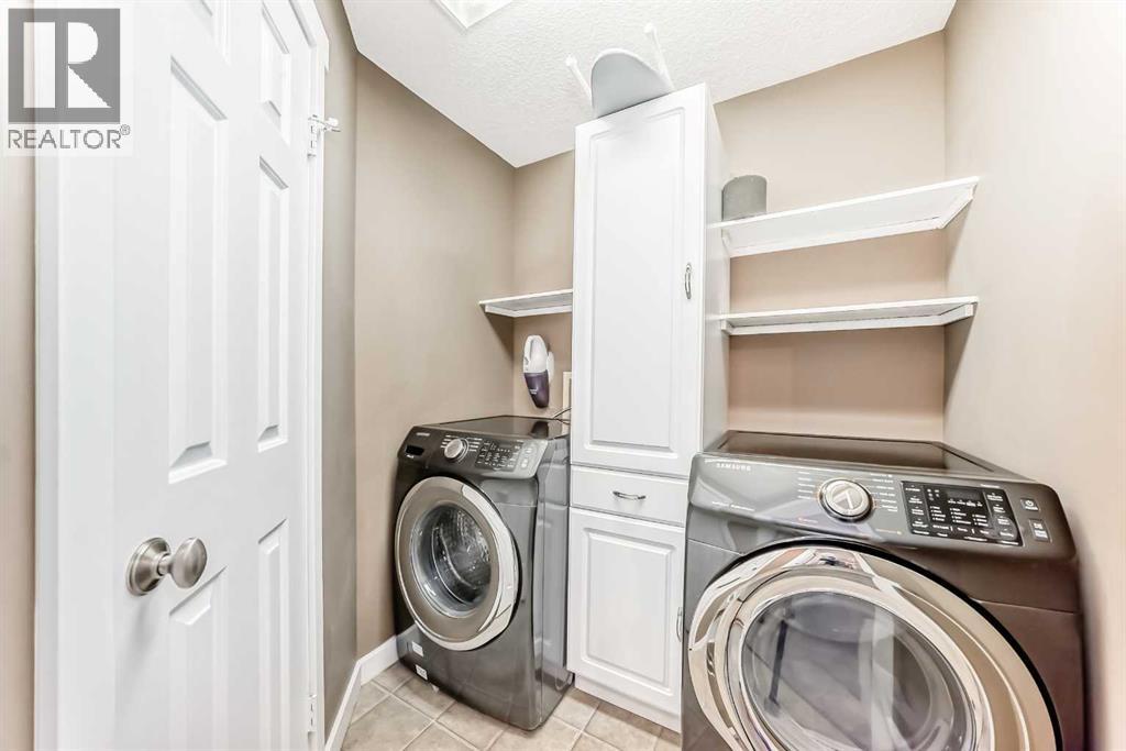 Single Family House for Sale in  Sierra Morena Green SW Signal Hill Calgary 