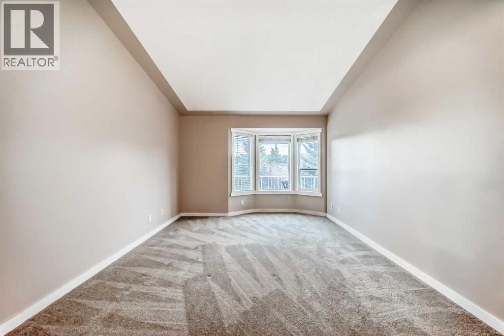 Single Family House for Sale in  Sierra Morena Green SW Signal Hill Calgary 