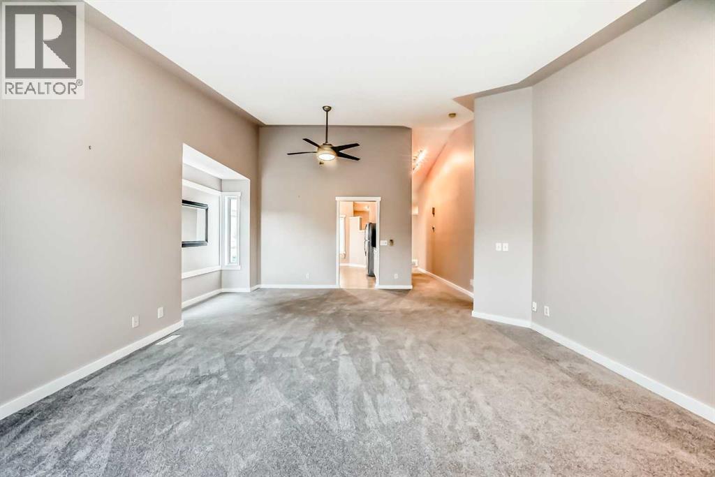 Single Family House for Sale in  Sierra Morena Green SW Signal Hill Calgary 