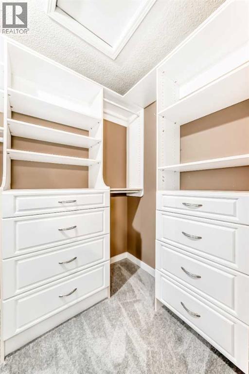 Single Family House for Sale in  Sierra Morena Green SW Signal Hill Calgary 