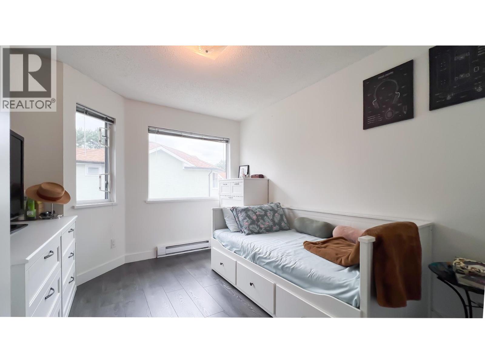 15 12020 GREENLAND DRIVE, Richmond