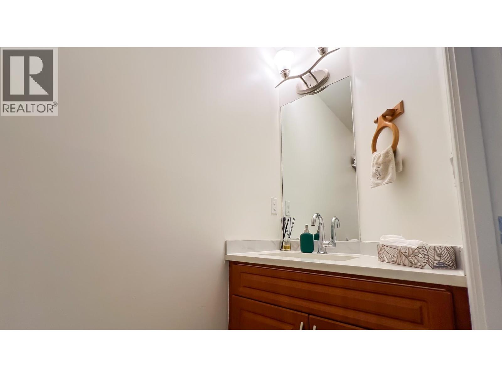 15 12020 GREENLAND DRIVE, Richmond