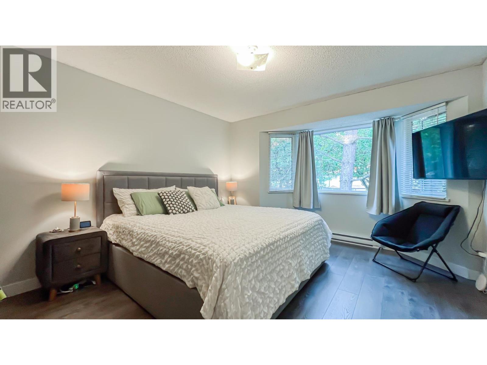 15 12020 GREENLAND DRIVE, Richmond