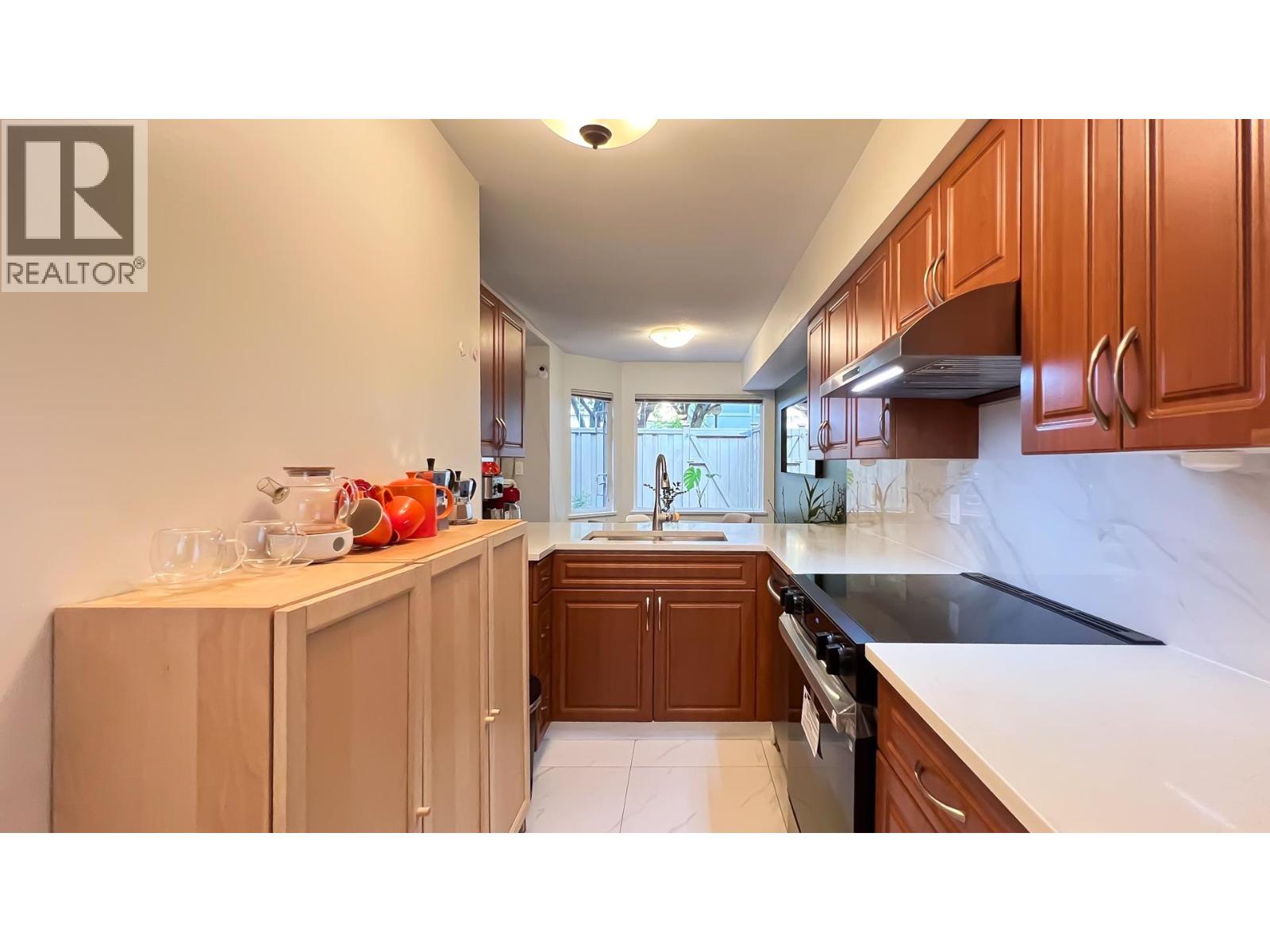 15 12020 GREENLAND DRIVE, Richmond