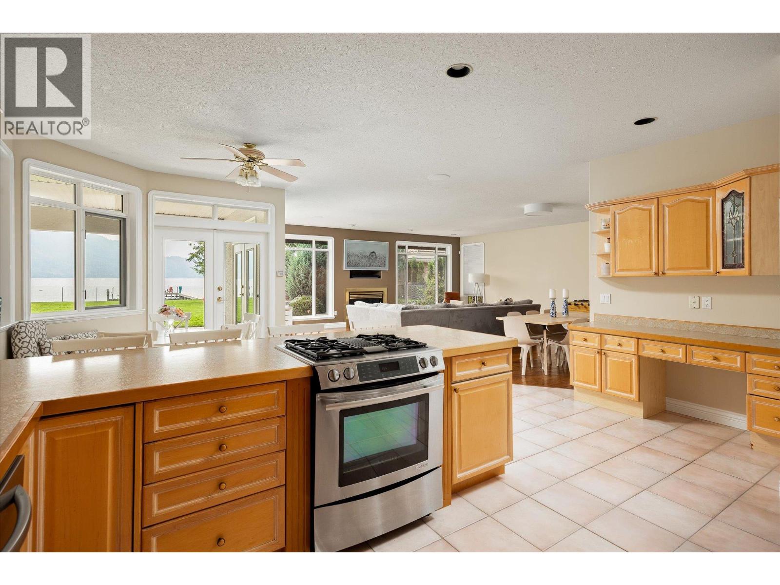  2577 Whitworth Road, West Kelowna