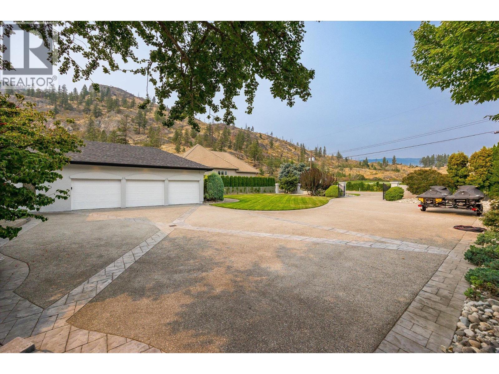  2577 Whitworth Road, West Kelowna