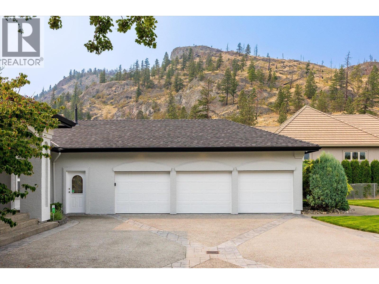  2577 Whitworth Road, West Kelowna