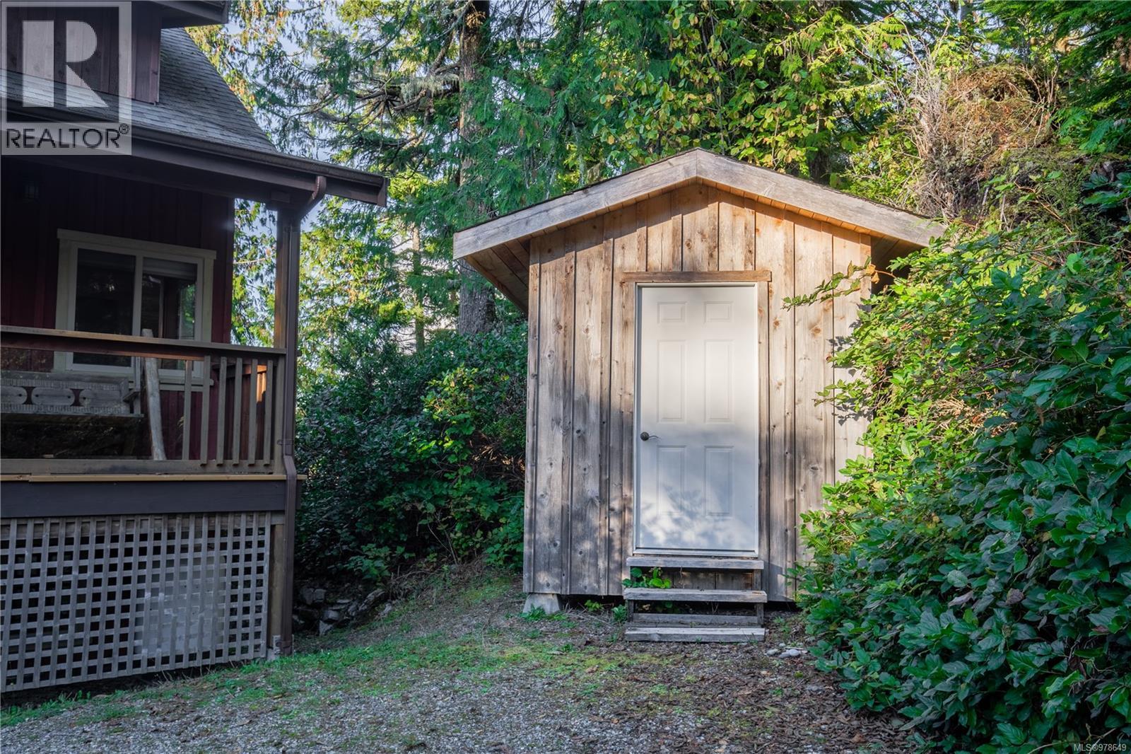 1027 Jensens Bay Rd, Tofino