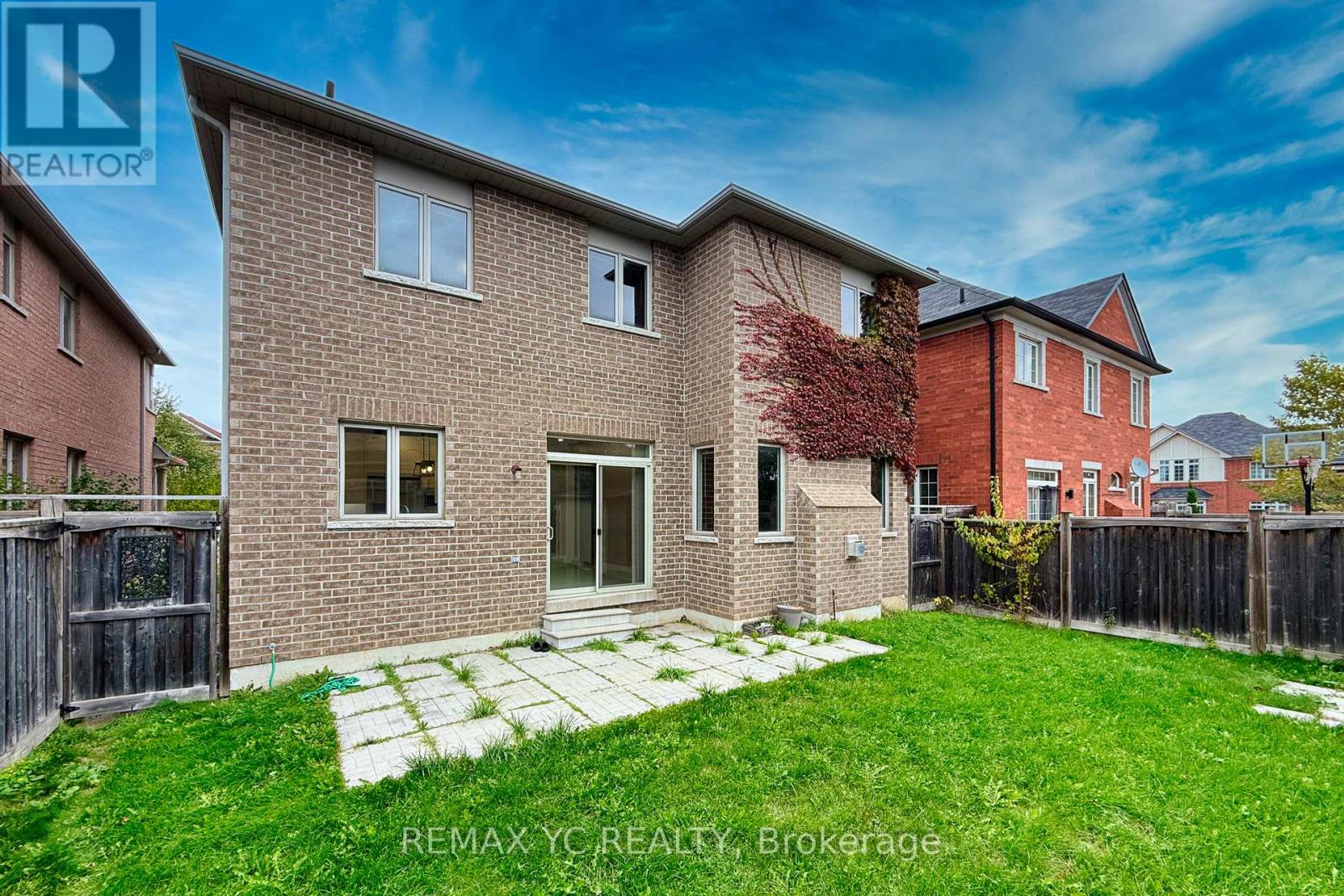 Single Family House for Sale in  RIVERHILL DRIVE Vaughan (Patterson) 