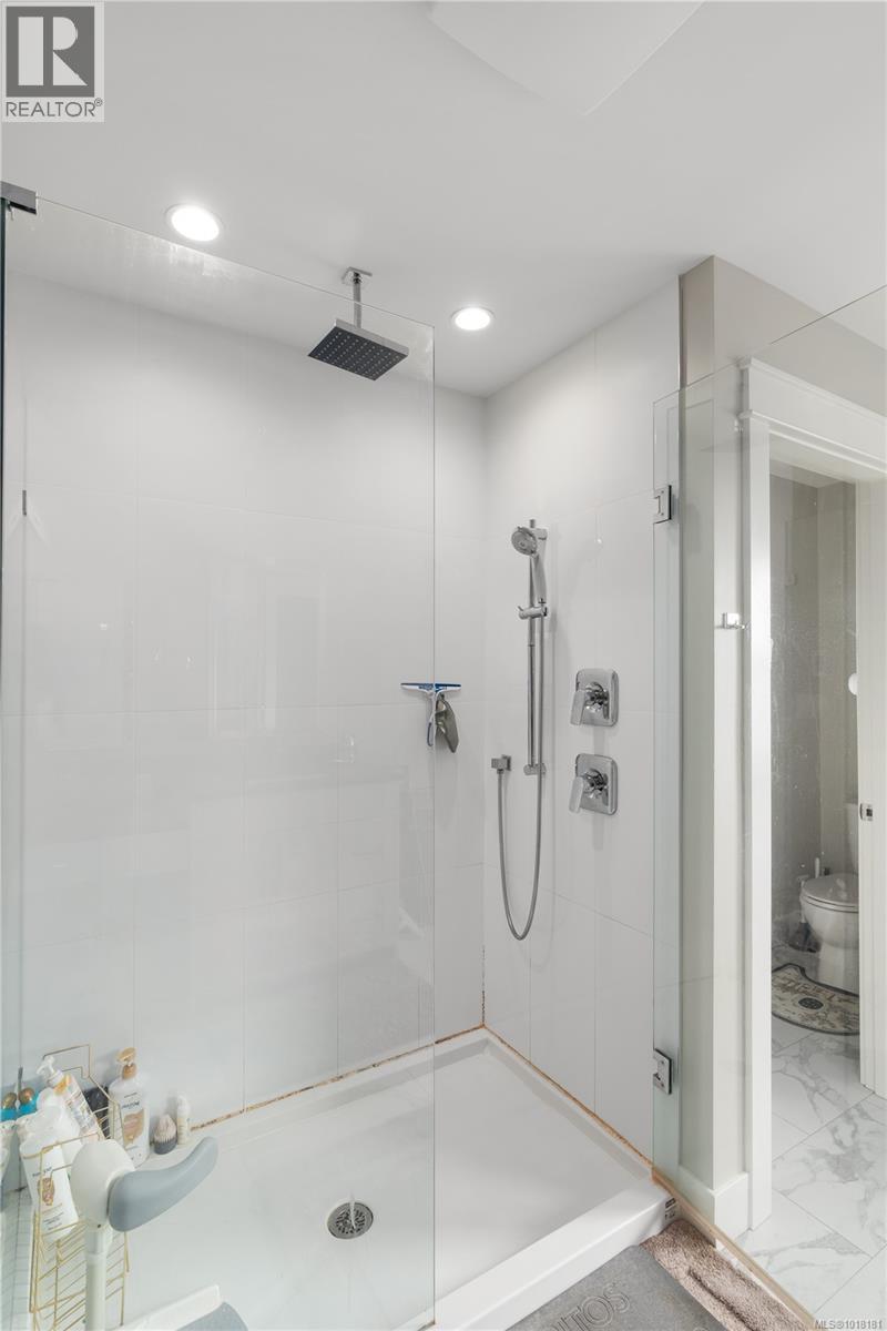  3552 Joy Close, Langford