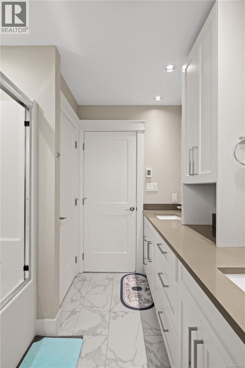  3552 Joy Close, Langford
