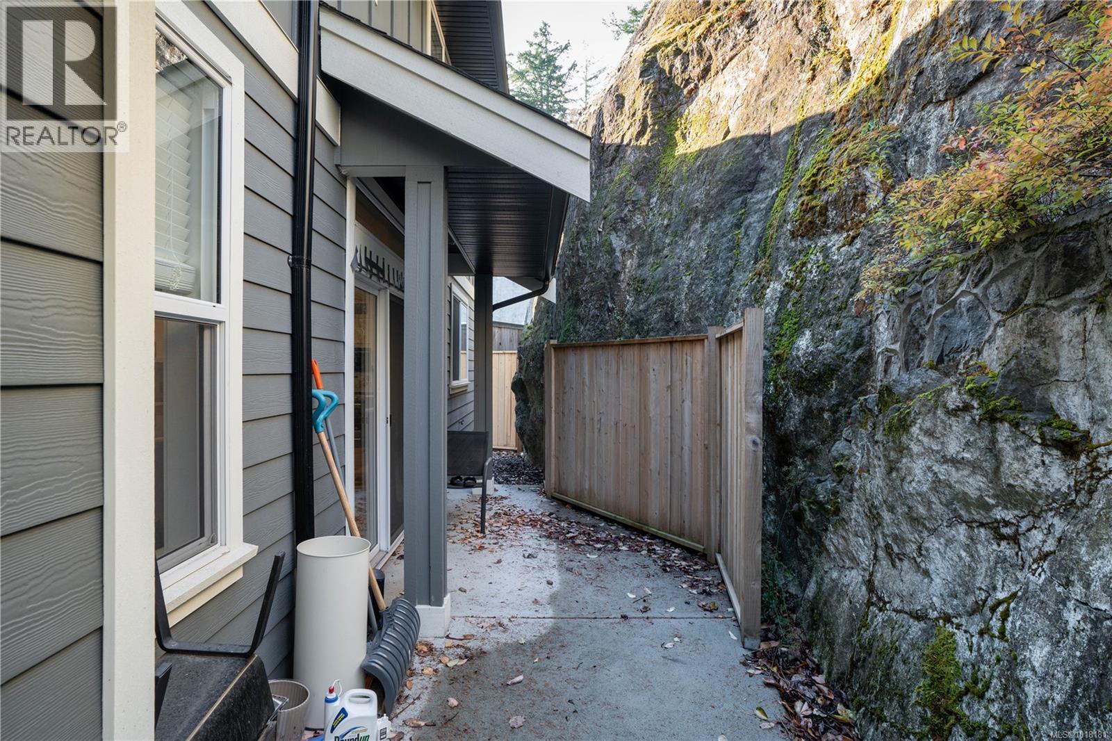  3552 Joy Close, Langford