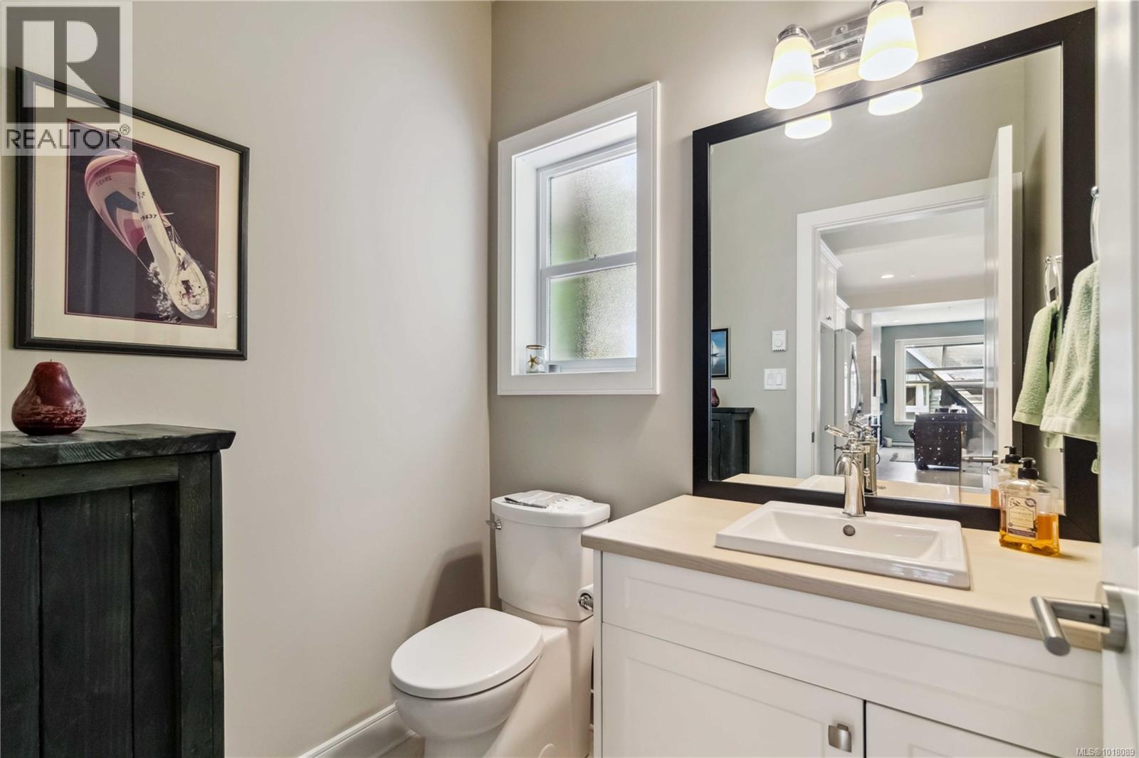 113 1064 Gala Crt, Langford