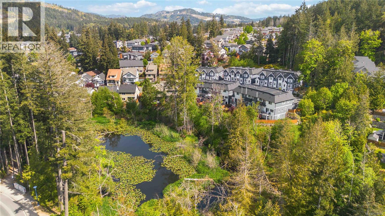 113 1064 Gala Crt, Langford