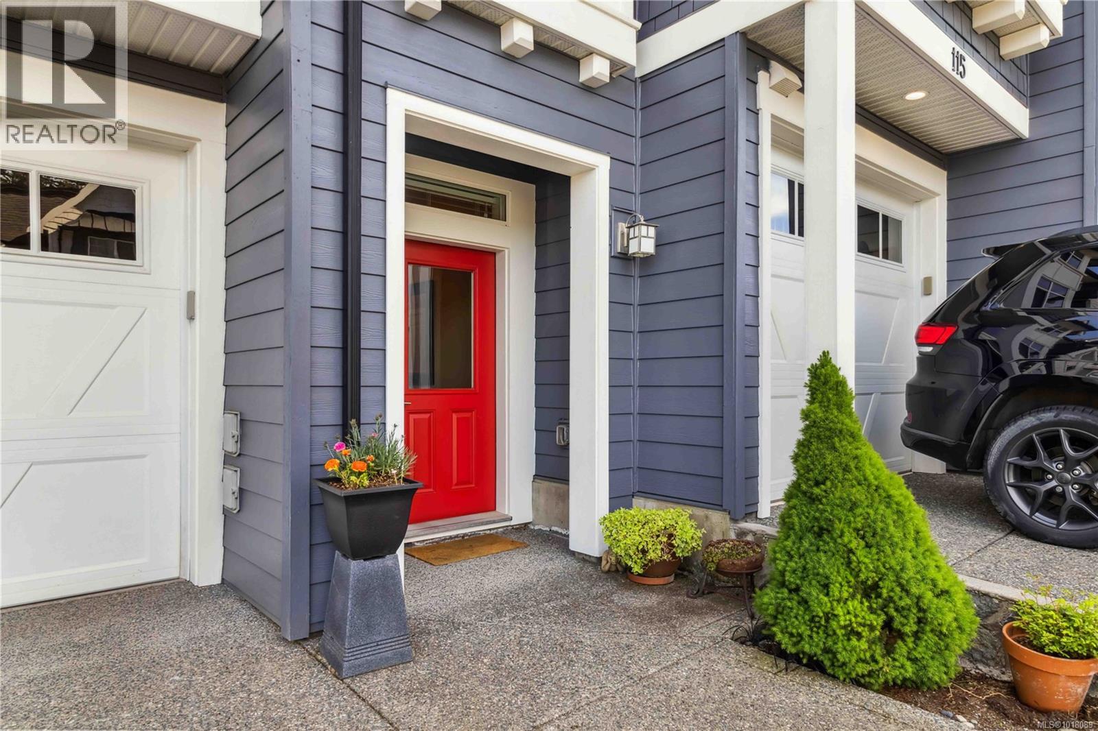 113 1064 Gala Court, Langford