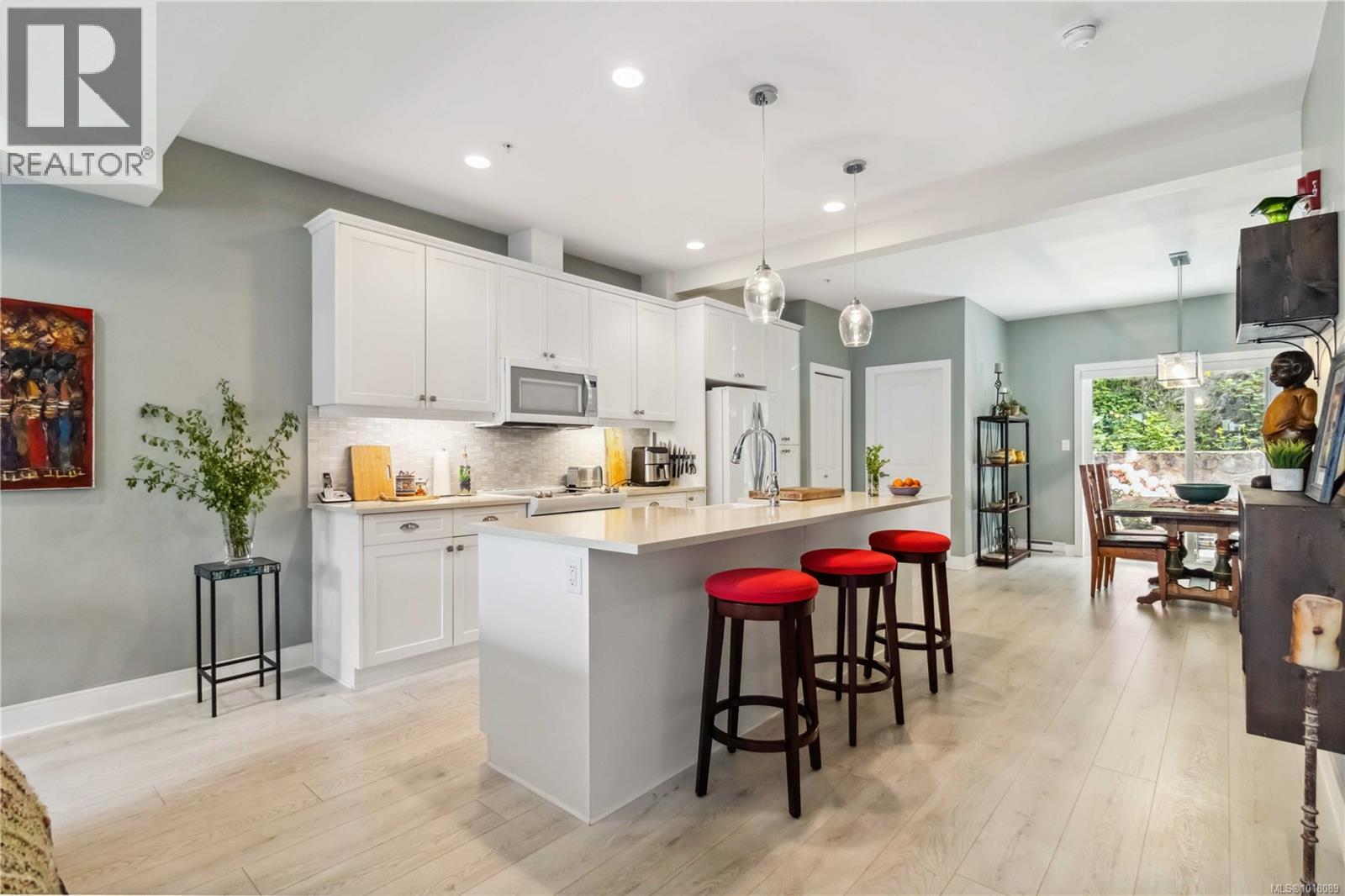 113 1064 Gala Crt, Langford