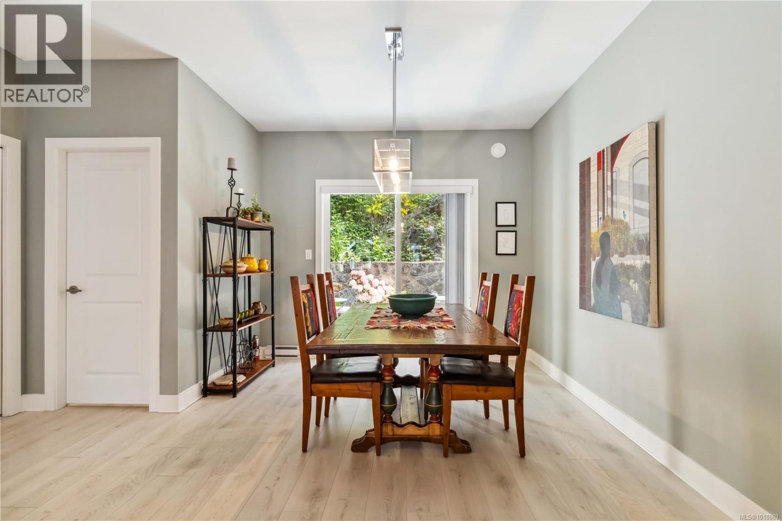 113 1064 Gala Court, Langford