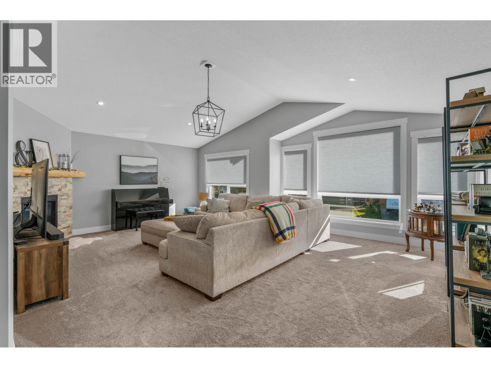 7006 STONECREEK PLACE, Prince George
