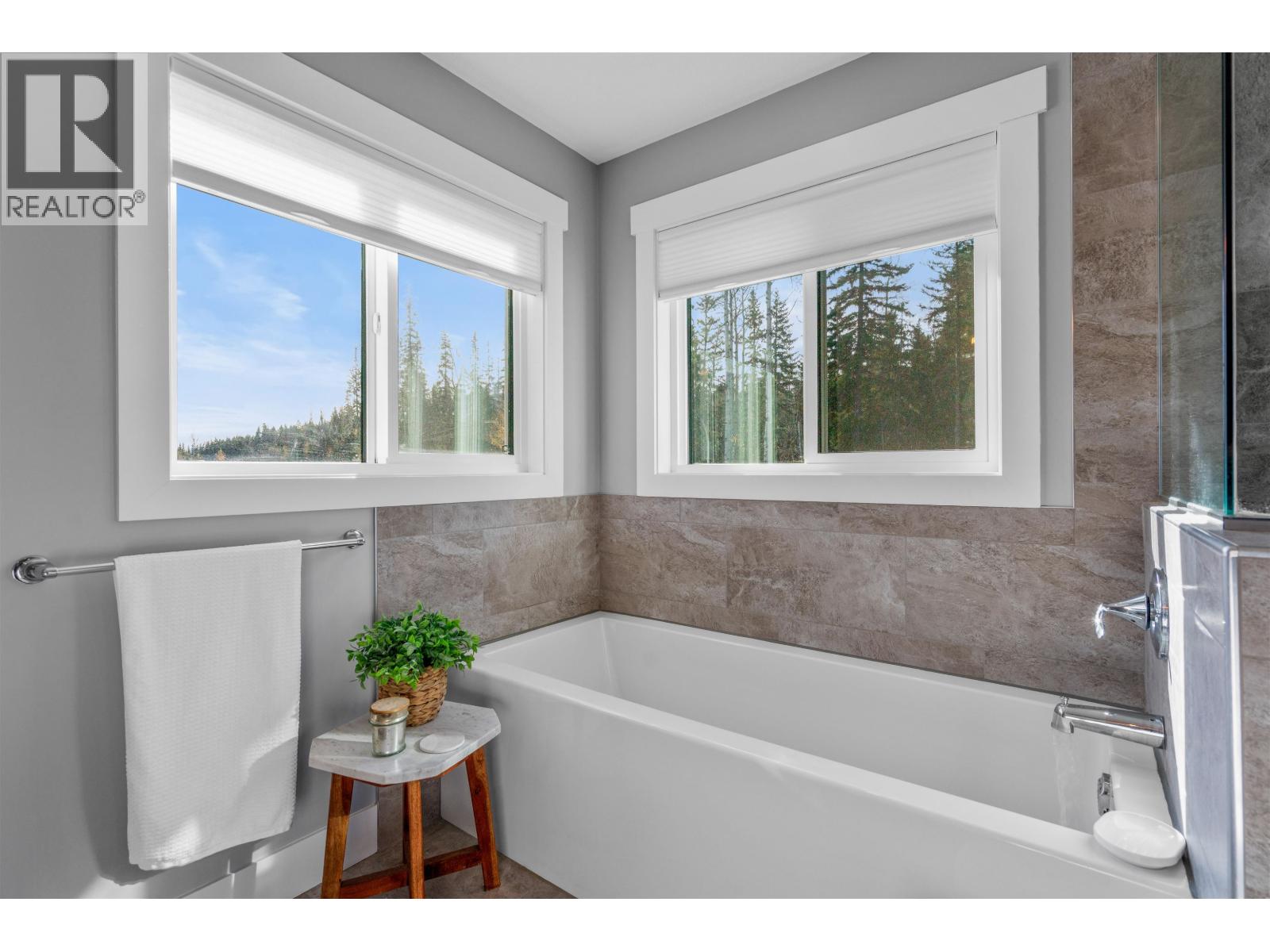 7006 STONECREEK PLACE, Prince George