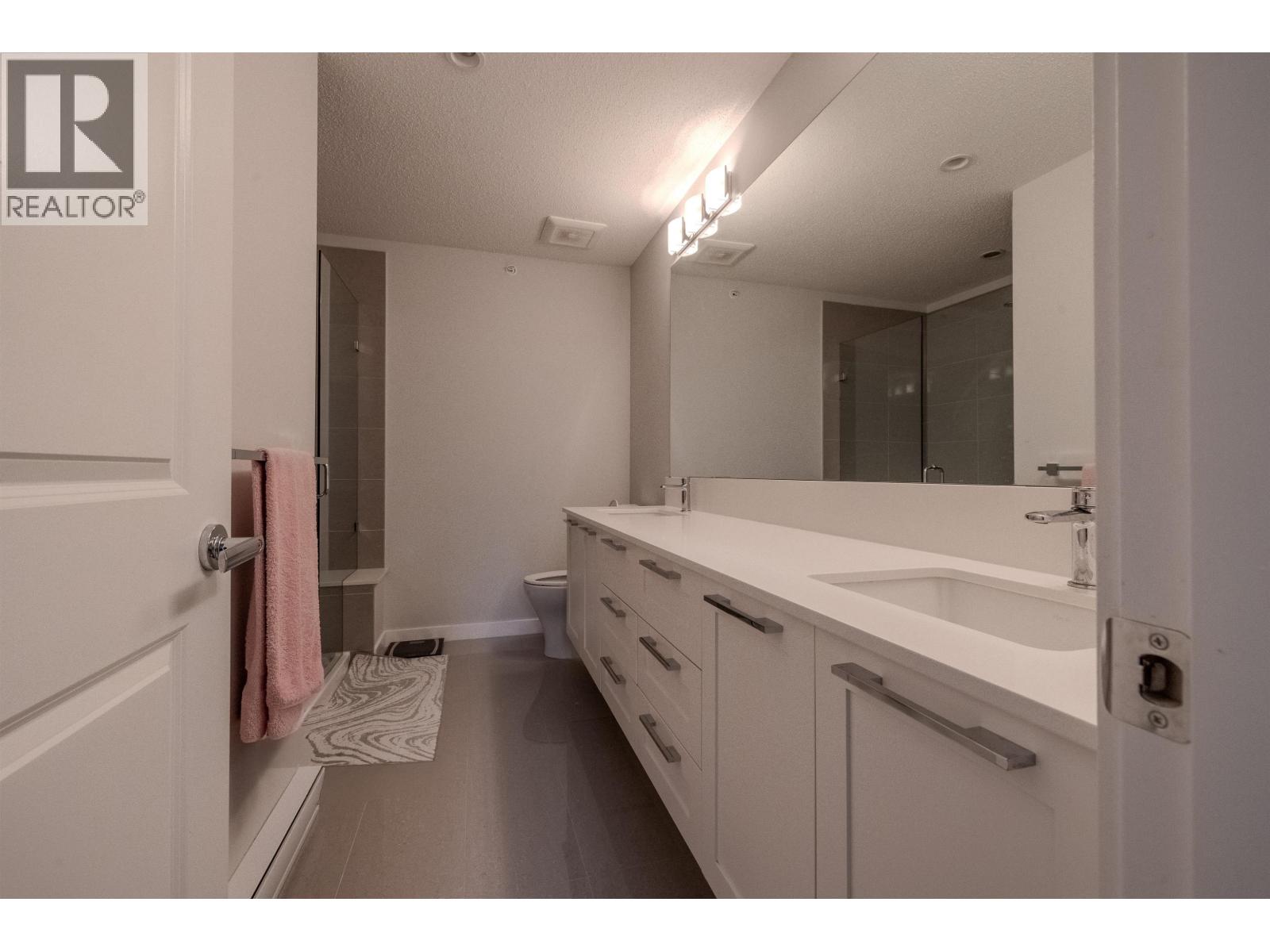 46 39548 LOGGERS LANE, Squamish