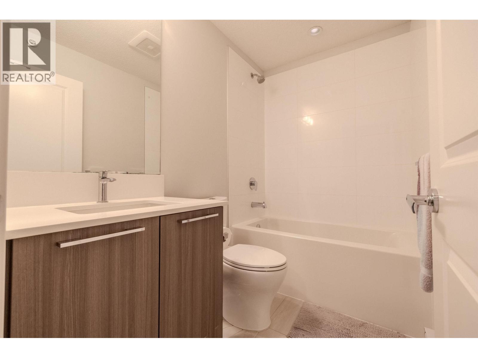 46 39548 LOGGERS LANE, Squamish