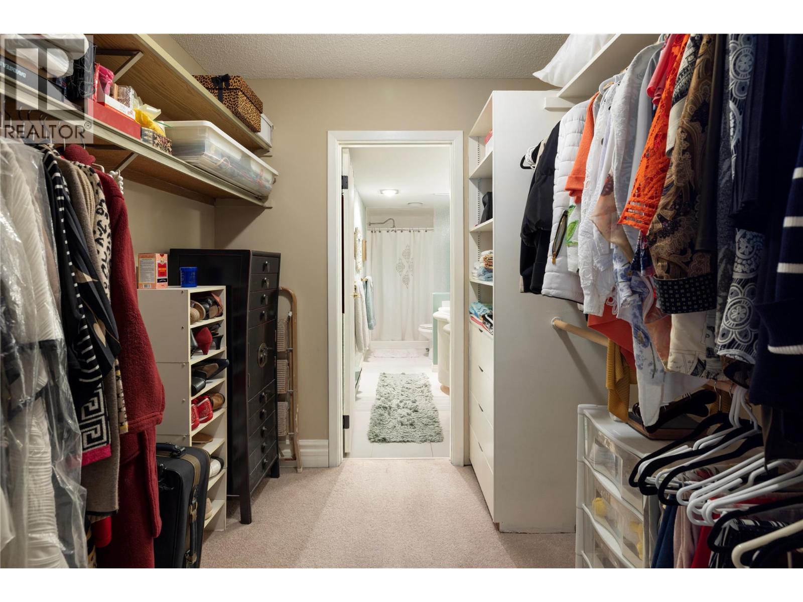 115 1035 Bernard Avenue, Kelowna