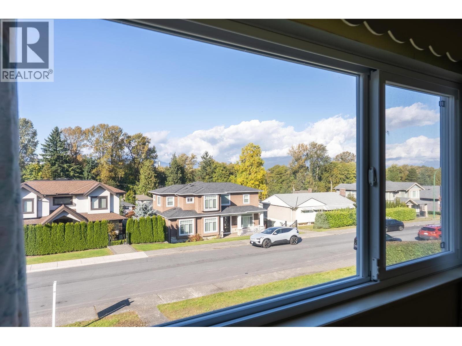 4370 BRIARWOOD CRESCENT, Burnaby