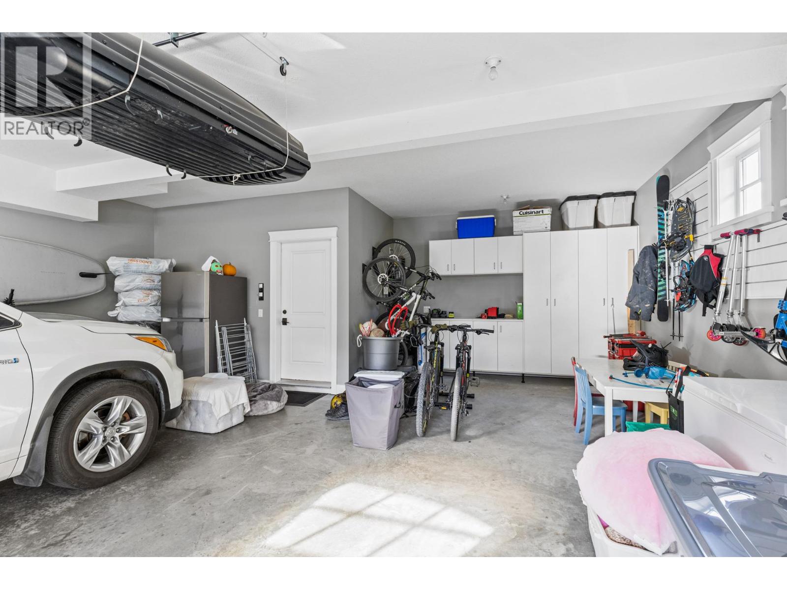  388 Rindle Court, Kelowna