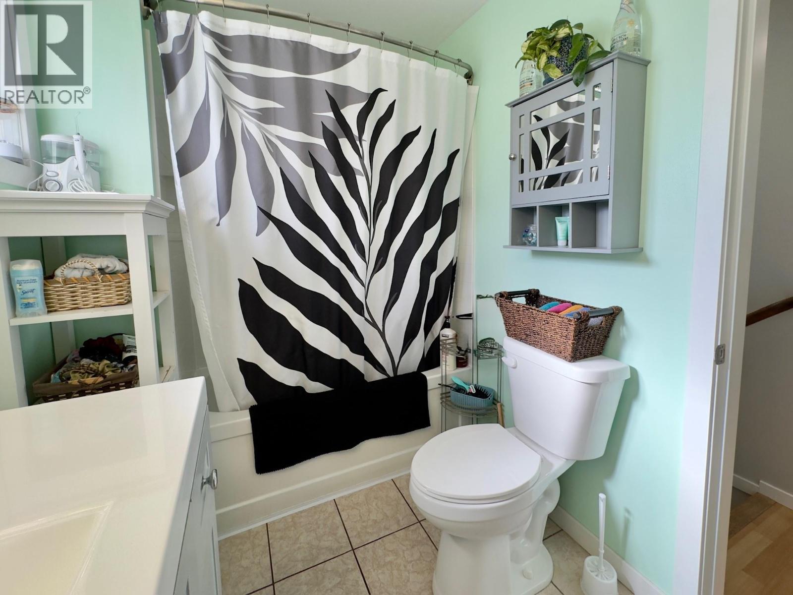110 3004 South Main Street, Penticton