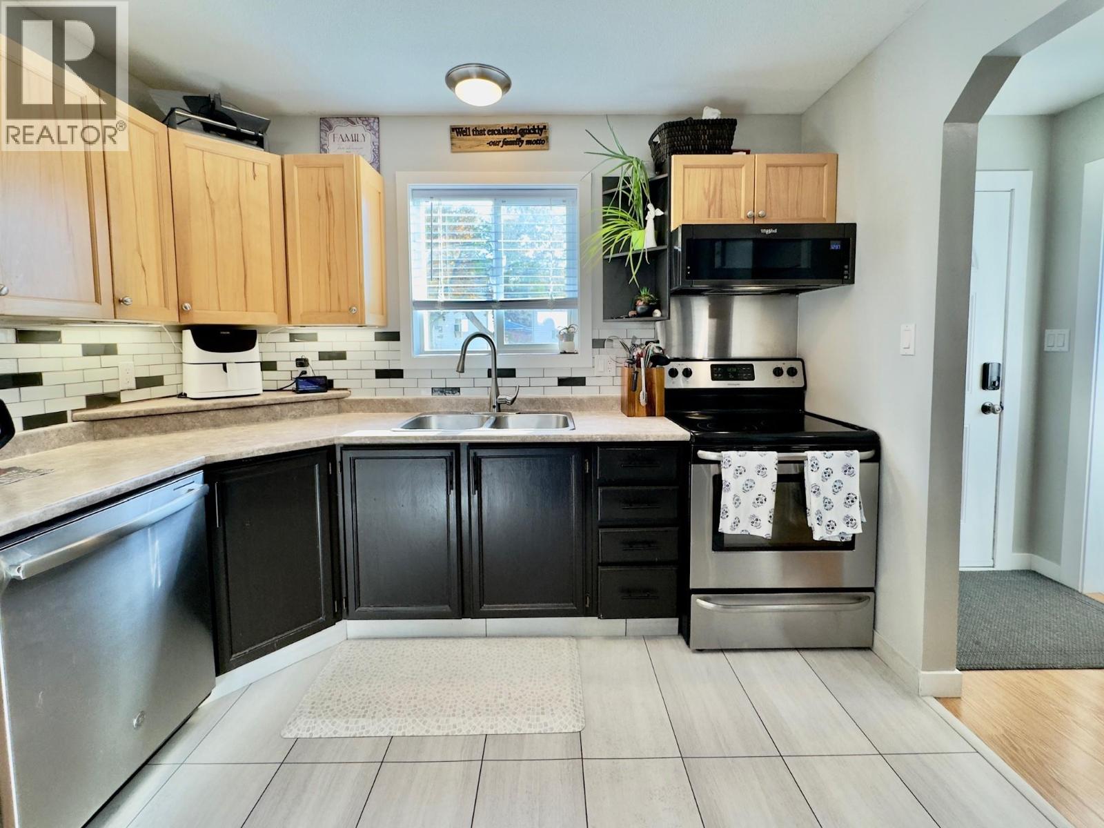 110 3004 South Main Street, Penticton