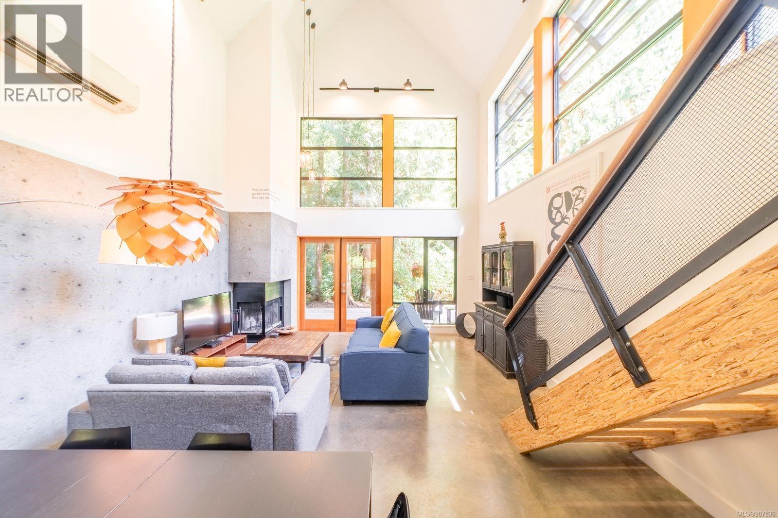 1156 Pacific Rim Hwy, Tofino