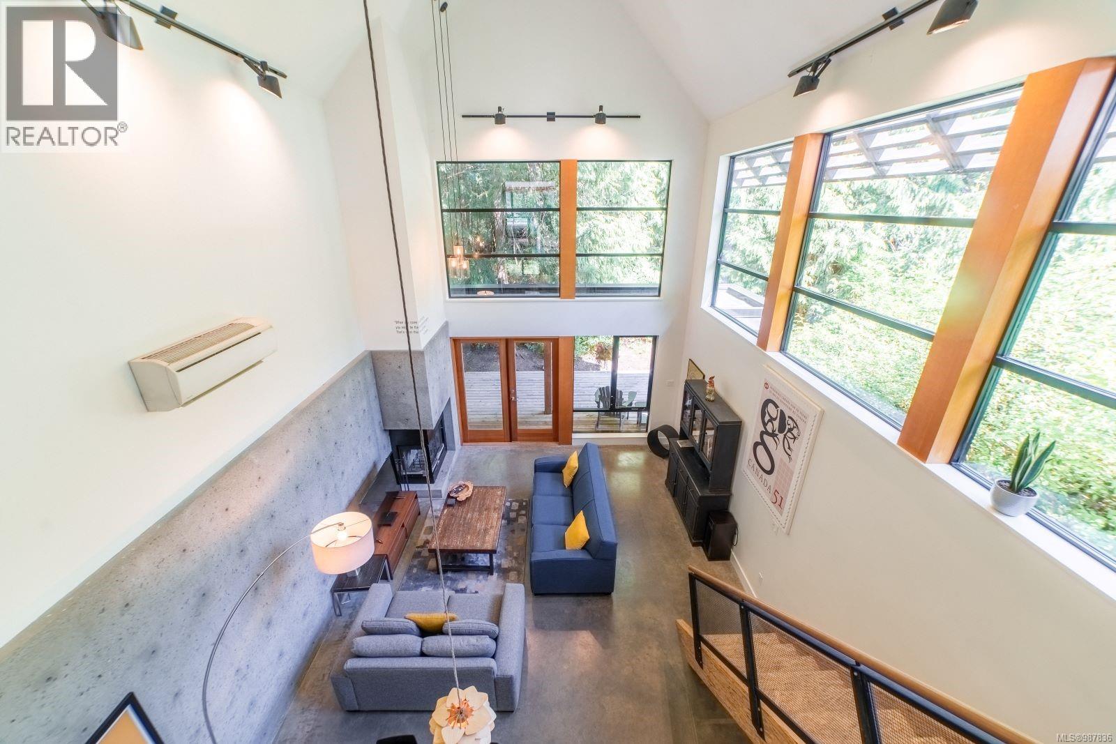 1156 Pacific Rim Hwy, Tofino